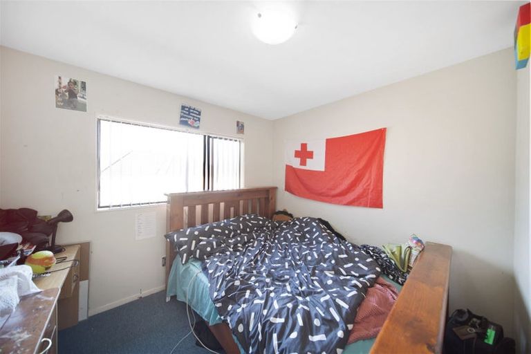Photo of property in 33 Lachlan Place, Favona, Auckland, 2024