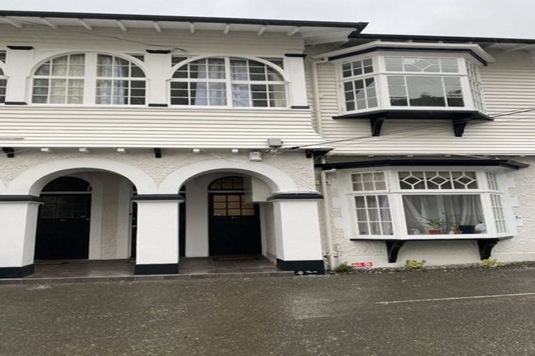 Photo of property in 5 Grass Street, Oriental Bay, Wellington, 6011