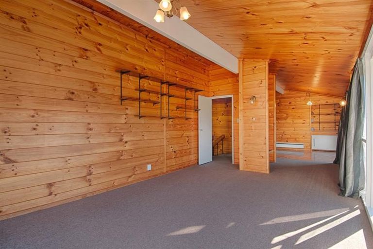 Photo of property in 62 Hain Avenue, Mangere East, Auckland, 2024