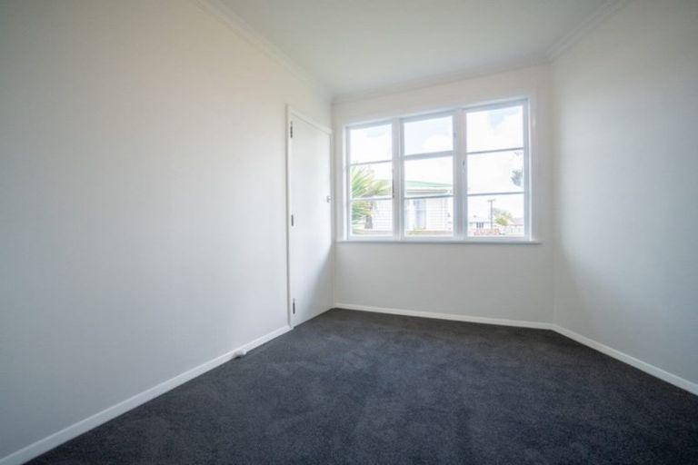 Photo of property in 44 Ronberg Street, Highbury, Palmerston North, 4412