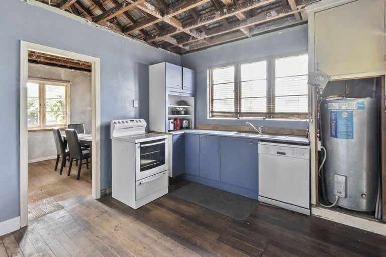 Photo of property in 9 Ballance Avenue, Papatoetoe, Auckland, 2104