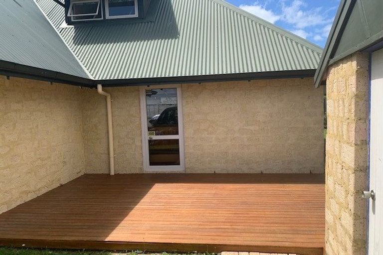 Photo of property in 16b Gemini Place, Kawaha Point, Rotorua, 3010