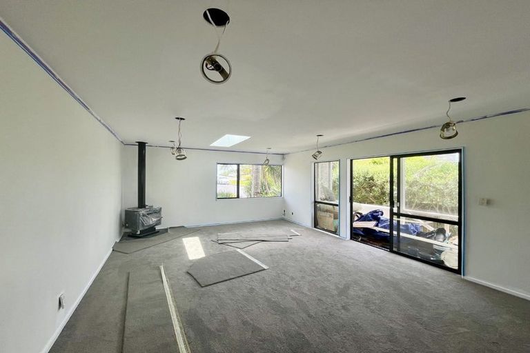 Photo of property in 23 Joydon Place, Stanmore Bay, Whangaparaoa, 0932
