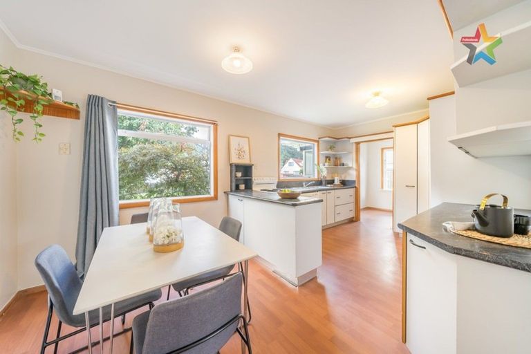 Photo of property in 14 Eldon Grove, Taita, Lower Hutt, 5019