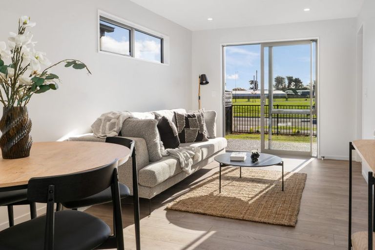 Photo of property in 4 Don Peebles Way, Belfast, 8051