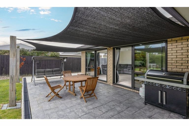 Photo of property in 33 Kotare Avenue, Rangiora, 7400