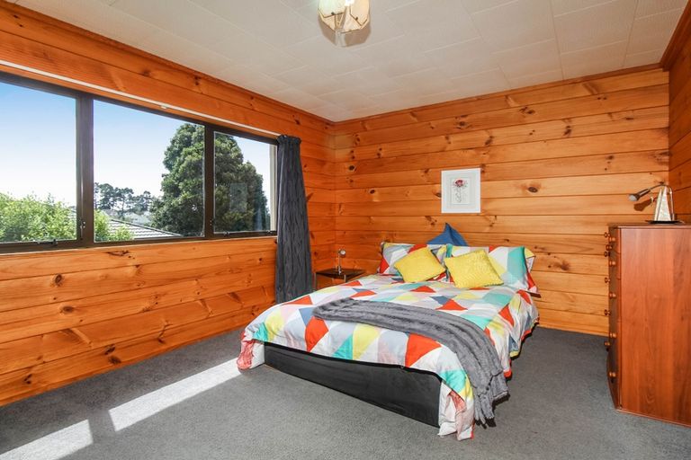Photo of property in 74 Colwill Road, Massey, Auckland, 0614