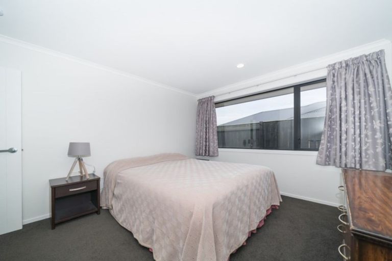 Photo of property in 37 James Line, Kelvin Grove, Palmerston North, 4414