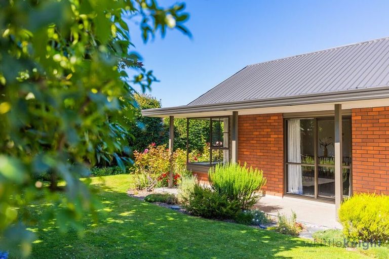 Photo of property in 34 Strathean Avenue, Avonhead, Christchurch, 8042