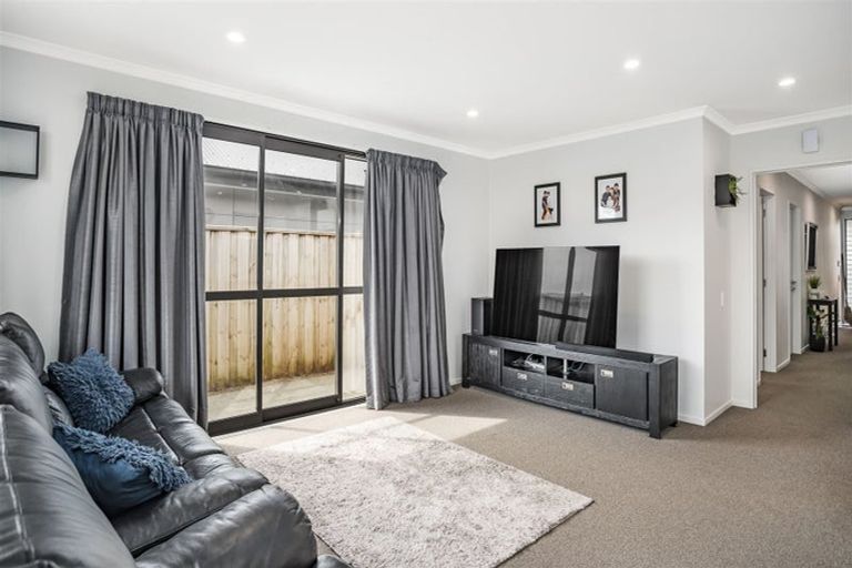 Photo of property in 14 George Square West, Wigram, Christchurch, 8025