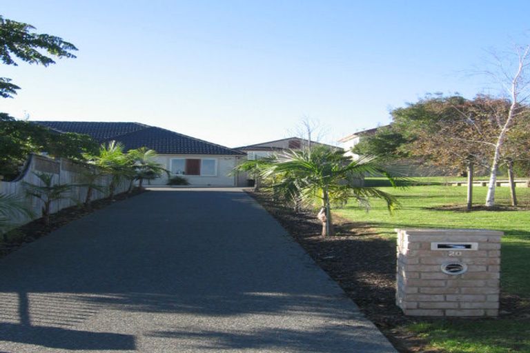 Photo of property in 20 Hendrika Court, Hobsonville, Auckland, 0618