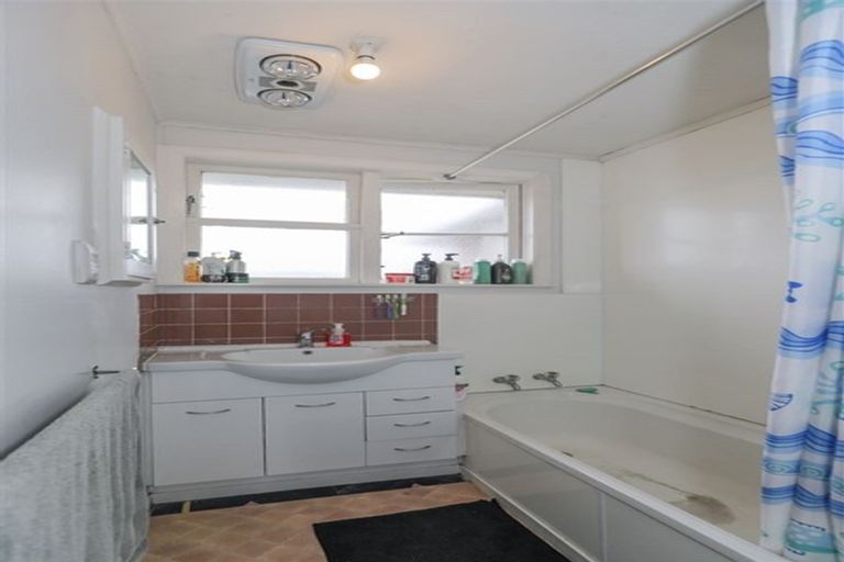 Photo of property in 9 Rotowaro Road, Huntly, 3700