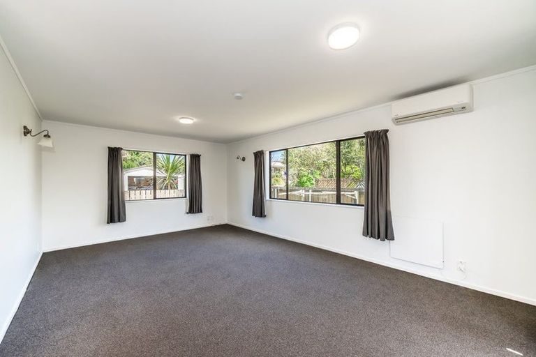 Photo of property in 44b Eatwell Avenue, Paraparaumu Beach, Paraparaumu, 5032