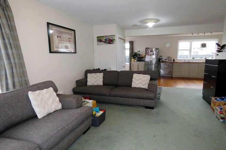 Photo of property in 36 Brougham Street, Westport, 7825