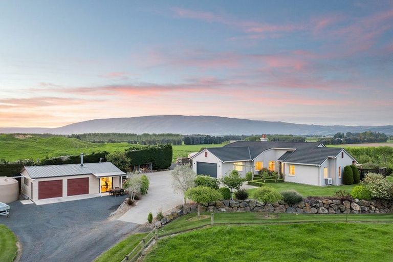 Photo of property in 59 Riverside Road, Allanton, Mosgiel, 9092