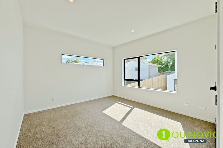 Photo of property in 7d Buisson Glade, West Harbour, 0618