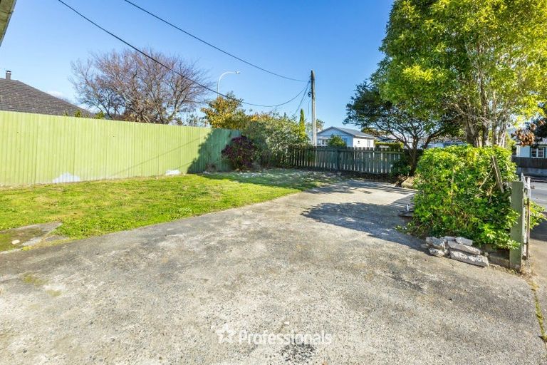 Photo of property in 92 Pine Avenue, Ebdentown, Upper Hutt, 5018