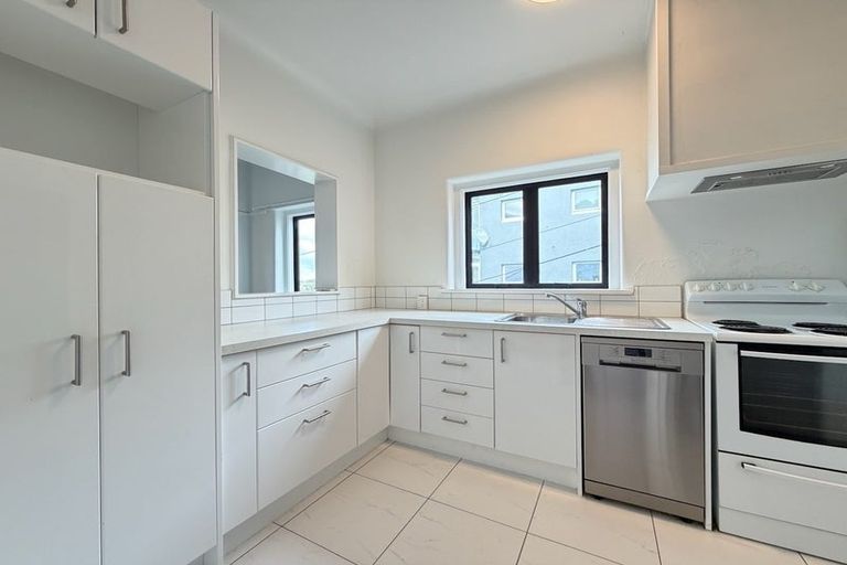 Photo of property in 1/116 Hataitai Road, Hataitai, Wellington, 6021