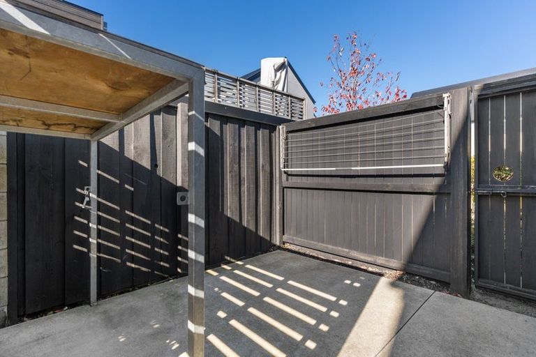 Photo of property in 5/64 Brockworth Place, Riccarton, Christchurch, 8011