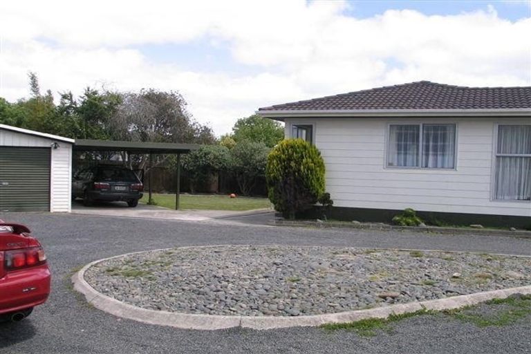 Photo of property in 25 Clyma Place, Massey, Auckland, 0614