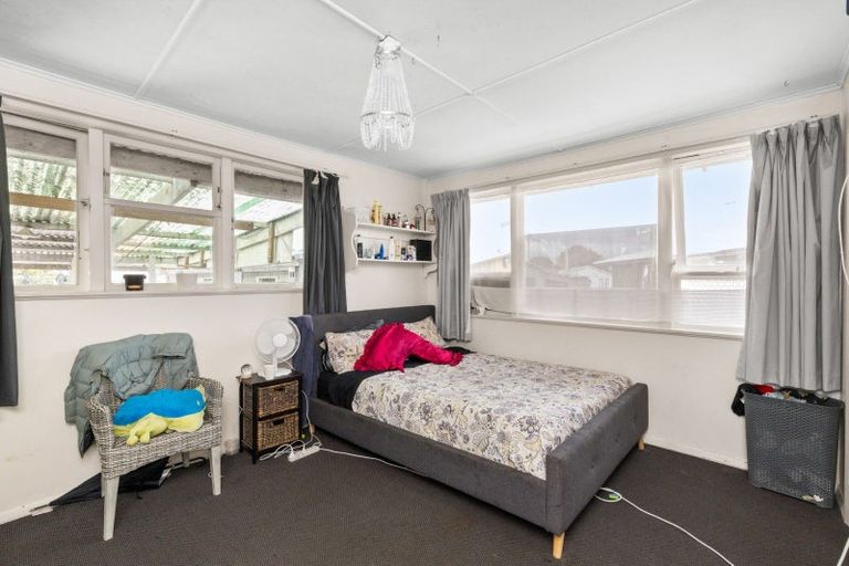 Photo of property in 330 Tui Place, Camberley, Hastings, 4120