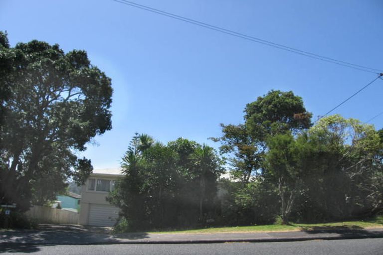 Photo of property in 1/73 Birkdale Road, Birkdale, Auckland, 0626