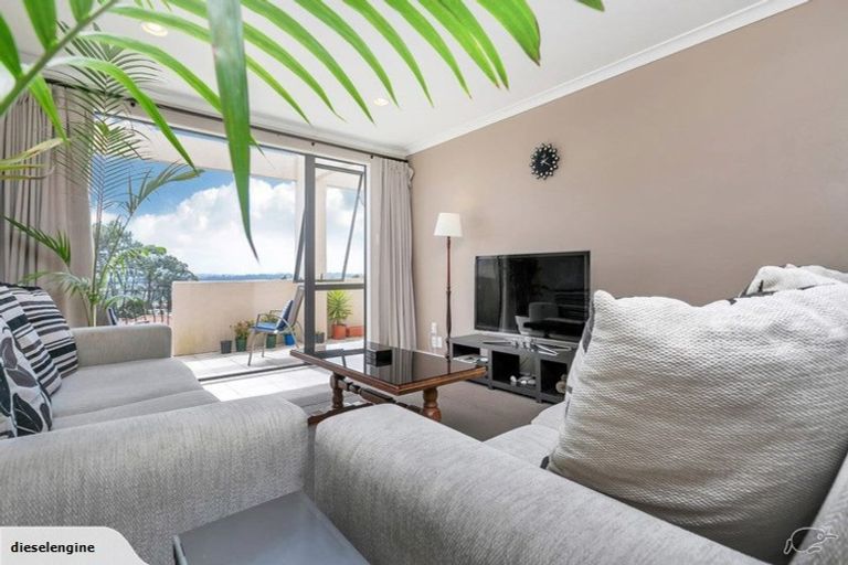 Photo of property in 15/5 Monte Cassino Place, Birkdale, Auckland, 0626