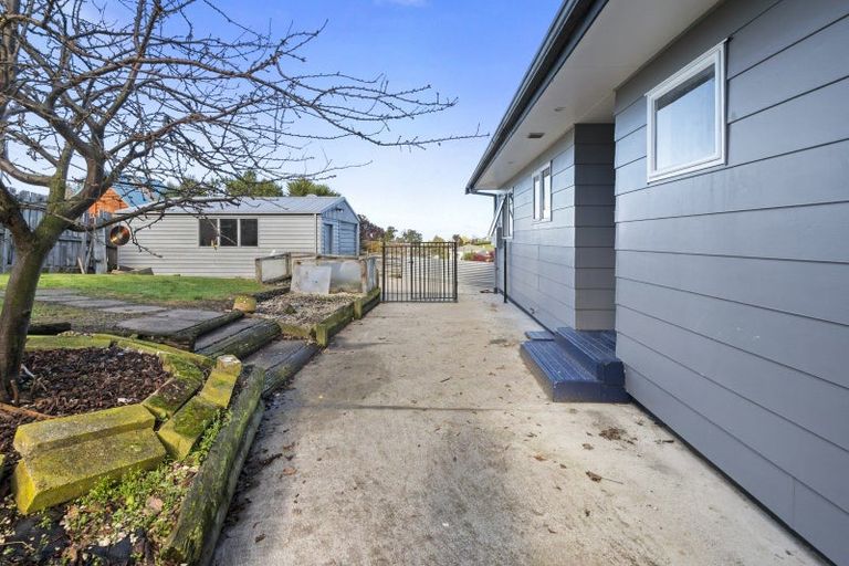 Photo of property in 48 Fraser Drive, Feilding, 4702