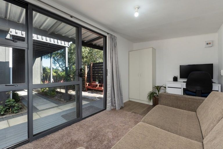 Photo of property in 100b Simpson Road, Papamoa Beach, Papamoa, 3118
