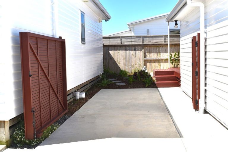 Photo of property in 405/11 Kamahi Crescent, Papamoa Beach, Papamoa, 3118