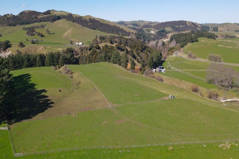 Photo of property in 3345 Weber Road, Weber, Dannevirke, 4970