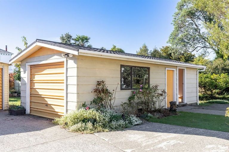 Photo of property in 67 Russell Street, Westport, 7825