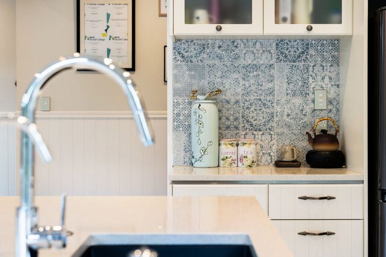 Photo of property in 17 Te Hoe Grove, Pinehill, Auckland, 0632