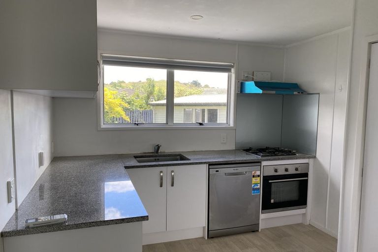 Photo of property in 4 Lyren Place, Half Moon Bay, Auckland, 2012