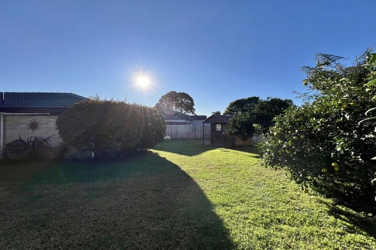 Photo of property in 9 Syntax Place, Conifer Grove, Takanini, 2112