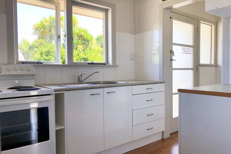 Photo of property in 95 Rathgar Road, Henderson, Auckland, 0610