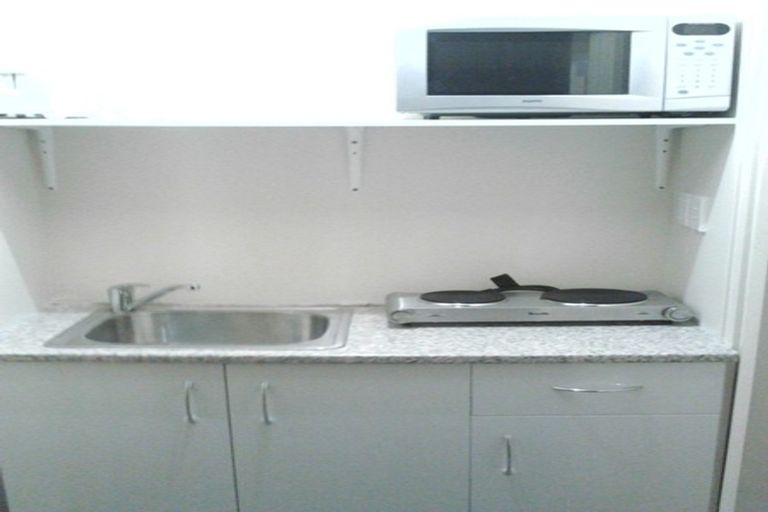 Photo of property in 15 Nixon Street, Hamilton East, Hamilton, 3216