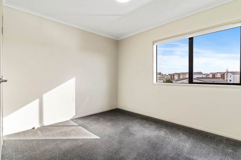 Photo of property in St Claire Village, 34/172 Mcleod Road, Te Atatu South, Auckland, 0610