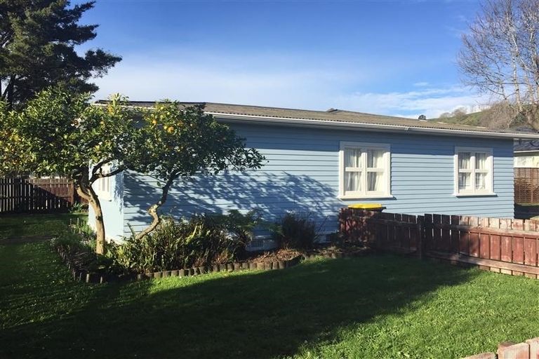 Photo of property in 1/27 Manson Avenue, Stoke, Nelson, 7011