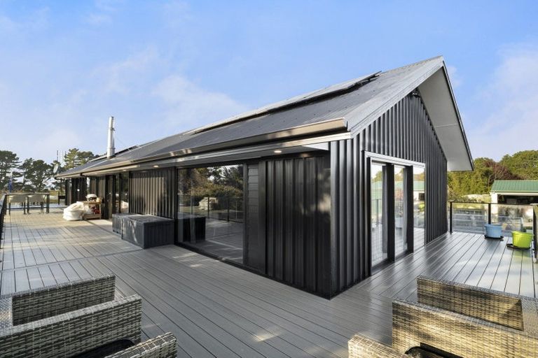 Photo of property in 144 Moturata Road, Taieri Beach, Taieri Mouth, 9091