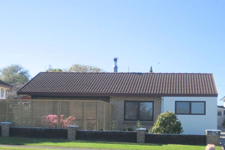Photo of property in 1228a Cameron Road, Gate Pa, Tauranga, 3112