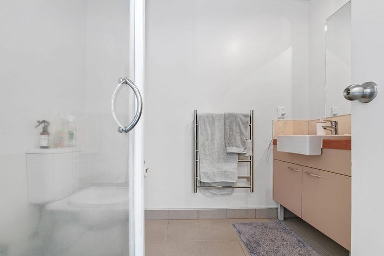 Photo of property in Royal Court Apartments, 1193unit Hinemoa Street, Rotorua, 3010
