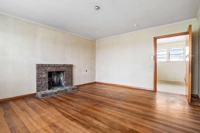 Photo of property in 51 Tawa Crescent, Manurewa, Auckland, 2102