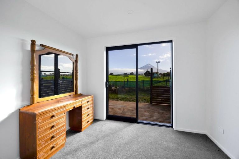 Photo of property in 1790 Eltham Road, Riverlea, Hawera, 4679