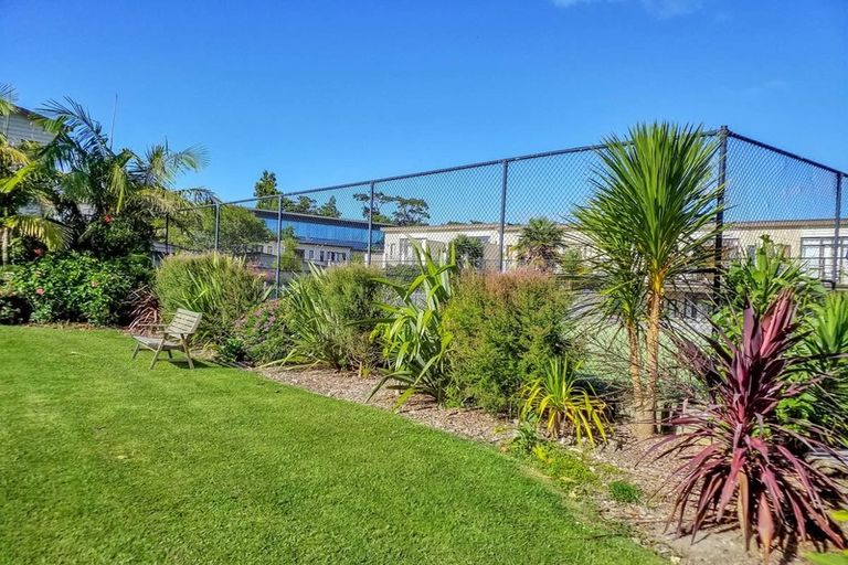 Photo of property in The Grange, 86/92 Bush Road, Albany, Auckland, 0632