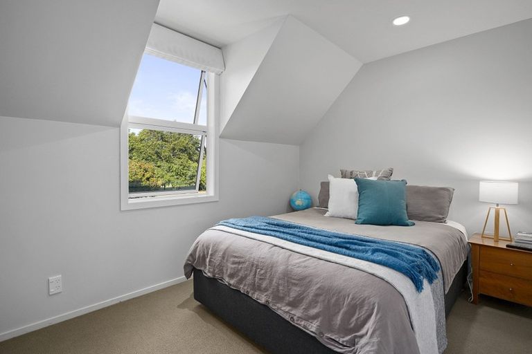 Photo of property in 6a Terrylyn Drive, Hillcrest, Auckland, 0627