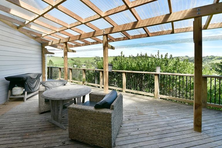 Photo of property in 165 Inland Road, Helensville, 0875