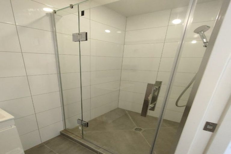 Photo of property in 32a/7 Westgate Drive, Massey, Auckland, 0614