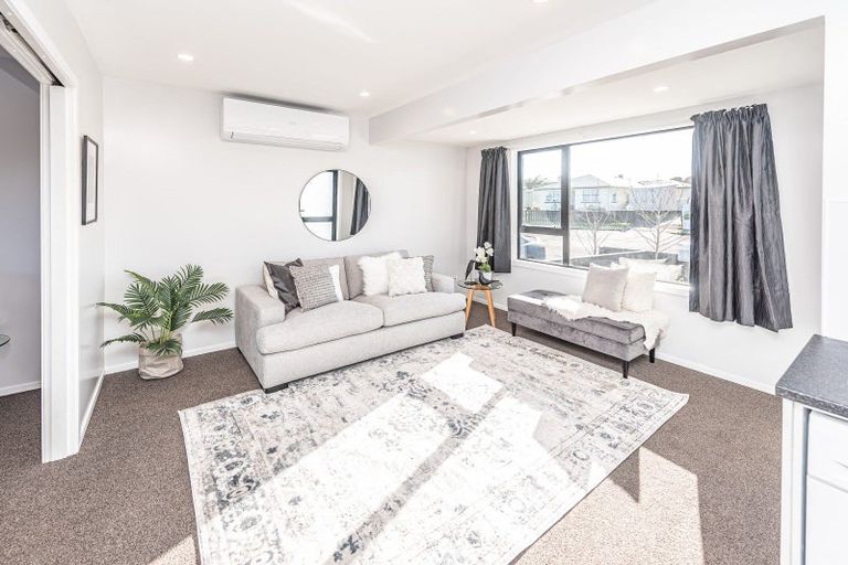 Photo of property in 1 Kupe Place, Castlecliff, Whanganui, 4501