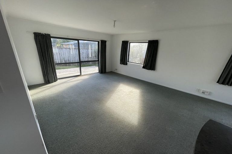 Photo of property in 6 Standish Street, Inglewood, 4330